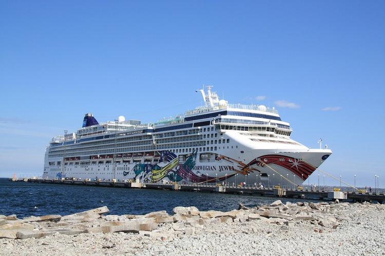 Что делать клиентам с билетами Norwegian Cruise Line после отмены рейсов до 23 апреля Что делать клиентам с билетами Norwegian Cruise Line после отмены рейсов до 23 апреля