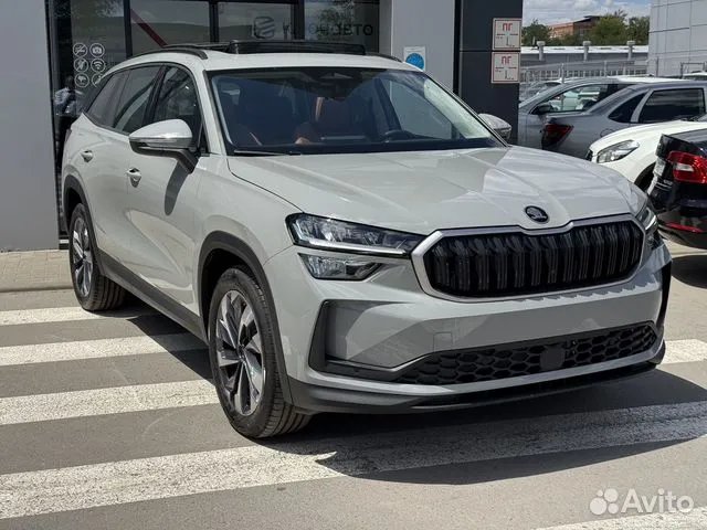 Модели Skoda: Эволюция от олдскула к электромобилям